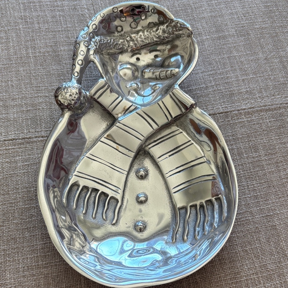 Mariposa Festive Silver Snowman Tray